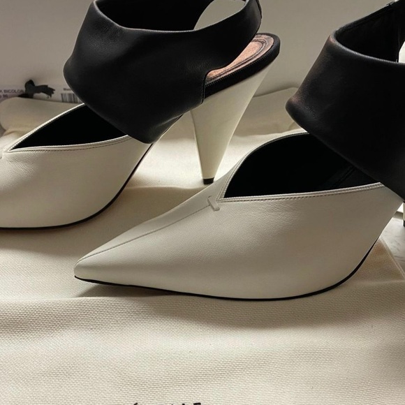 Celine Soft V Neck Bicolor Nappa Lamb 37 - Picture 7 of 9